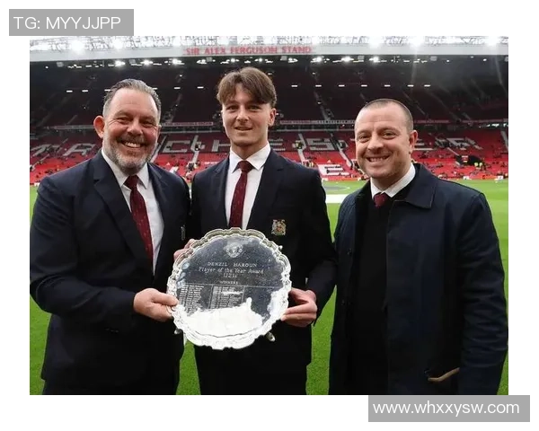 曼联足球青训崛起新星:天才球员的成长与未来潜力探索 曼联足球青训崛起新星:天才球员的成长与未来潜力探索